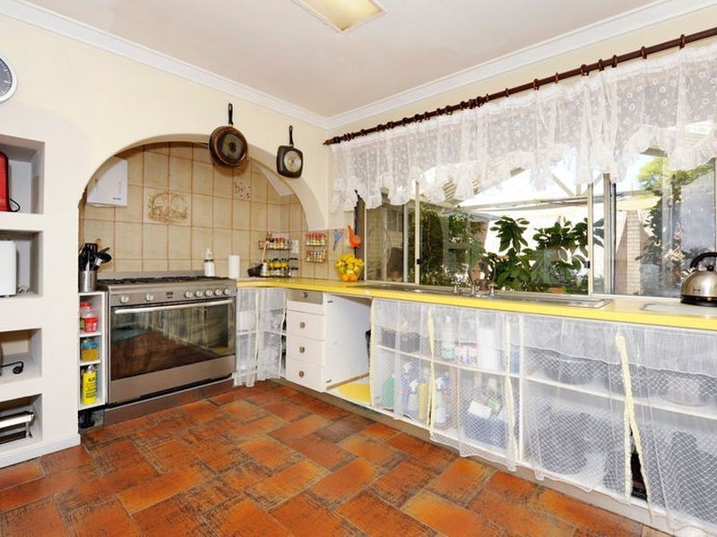 28 Calume Street, Hillman WA 6168