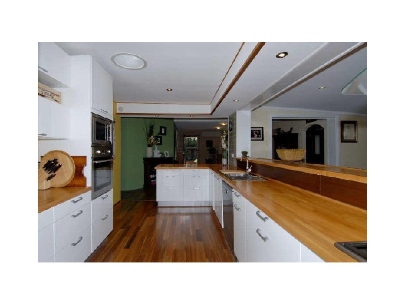 9 Fendam Street, Warnbro WA 6169