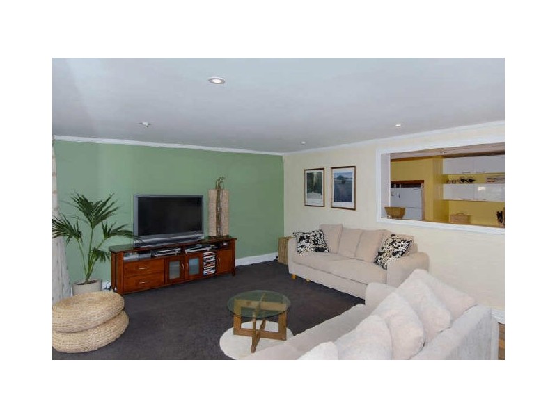 9 Fendam Street, Warnbro WA 6169