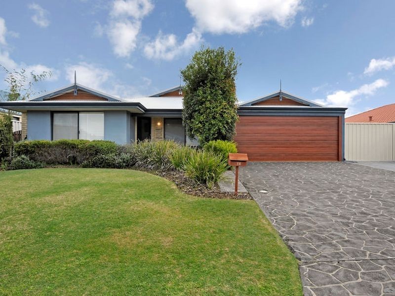 16 Swanson Way, Secret Harbour WA 6173