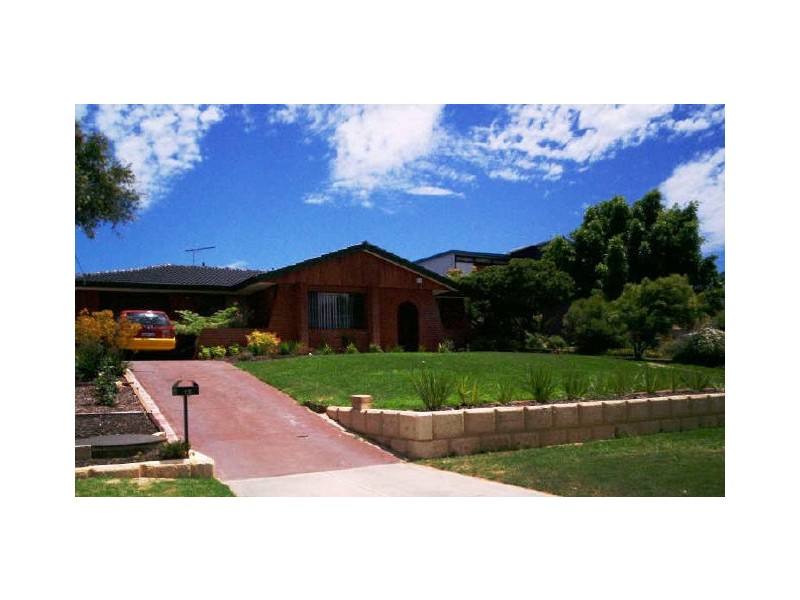 15 Ledger Street, Warnbro WA 6169