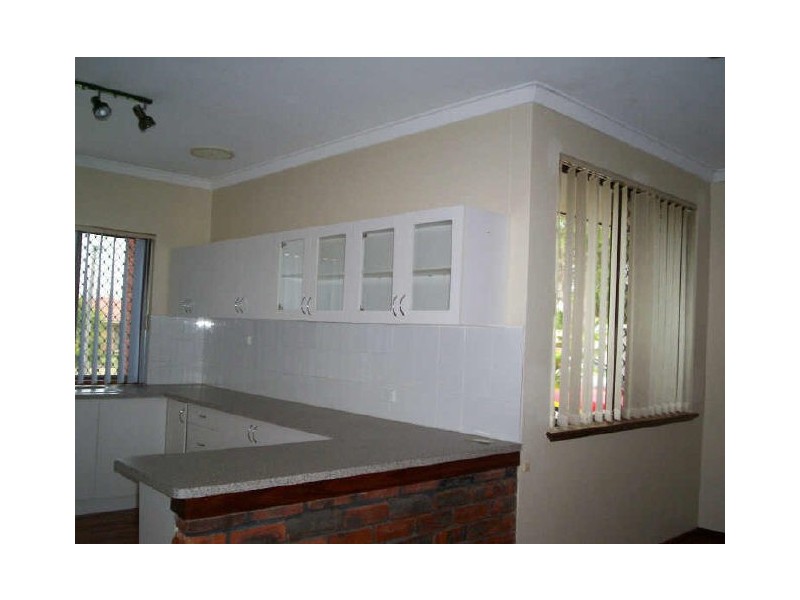 15 Ledger Street, Warnbro WA 6169