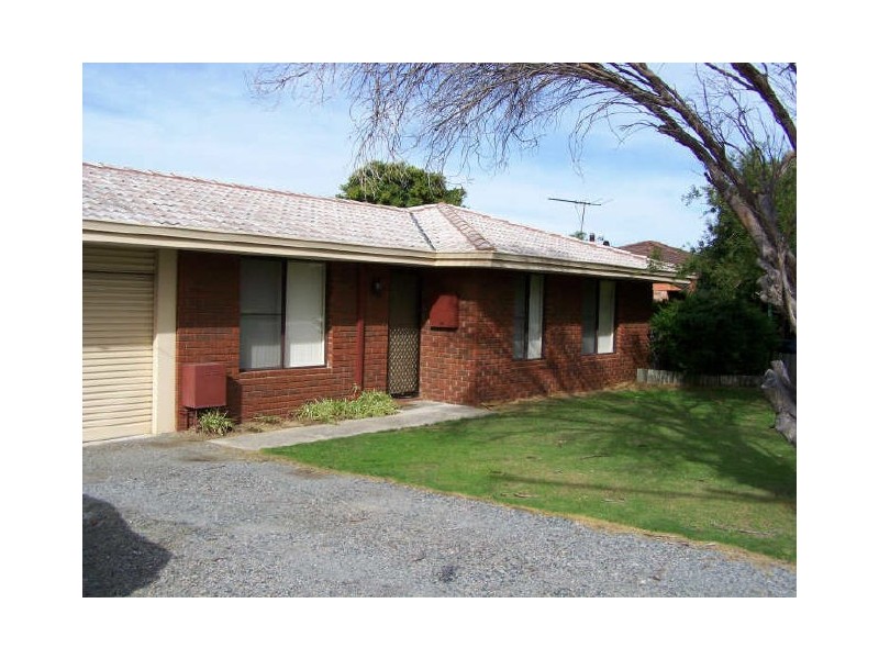 15 Erindoon Way, Waikiki WA 6169