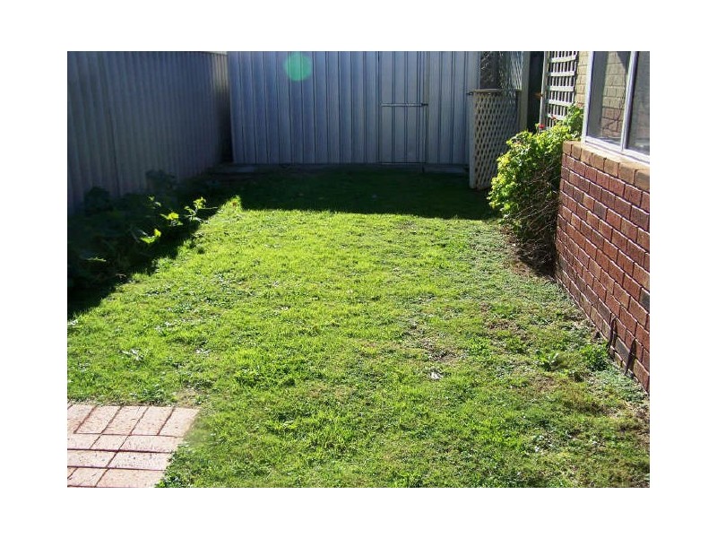 5 Manila Place, Warnbro WA 6169