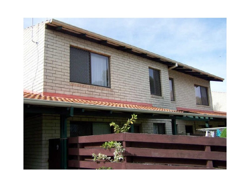 9/13 Merope Close, Rockingham WA 6168