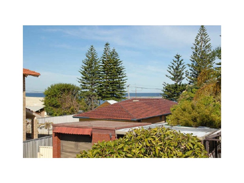 101A Penguin Road, Safety Bay WA 6169
