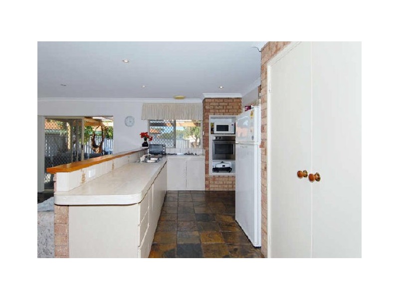 13 Andros Street, Safety Bay WA 6169