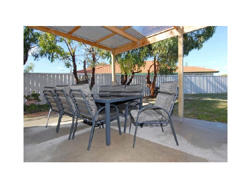 13 Andros Street, Safety Bay WA 6169