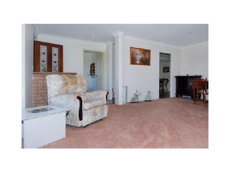 13 Andros Street, Safety Bay WA 6169