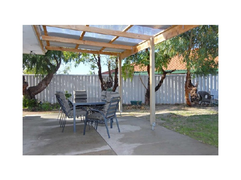 13 Andros Street, Safety Bay WA 6169