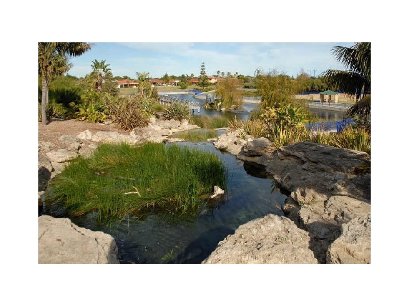 13 Andros Street, Safety Bay WA 6169