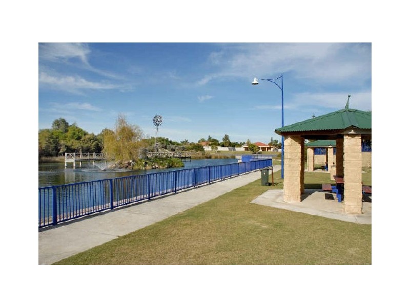 13 Andros Street, Safety Bay WA 6169