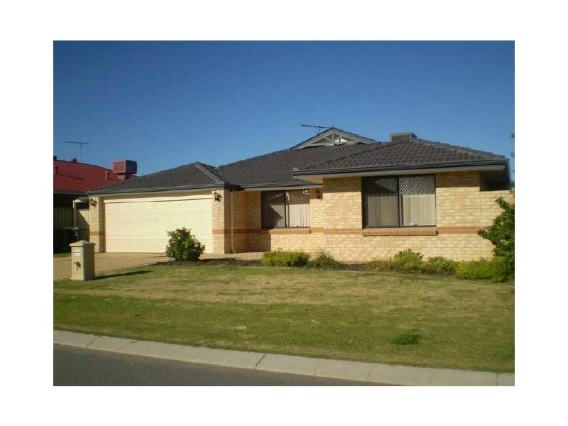 4 Cologne Gardens, Port Kennedy WA 6172