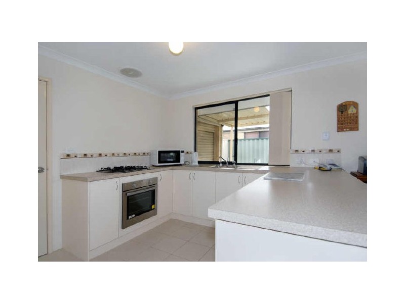 41 Antonio Circuit, Port Kennedy WA 6172