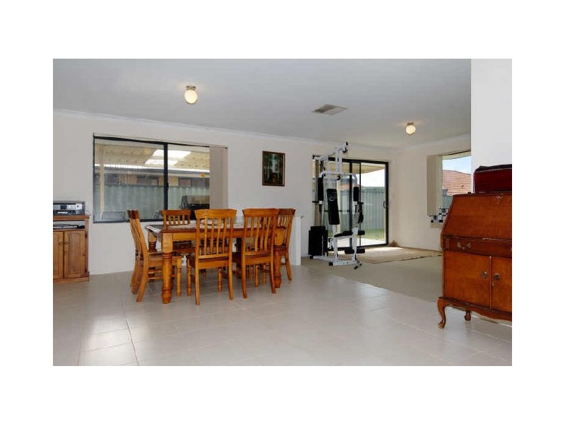 41 Antonio Circuit, Port Kennedy WA 6172