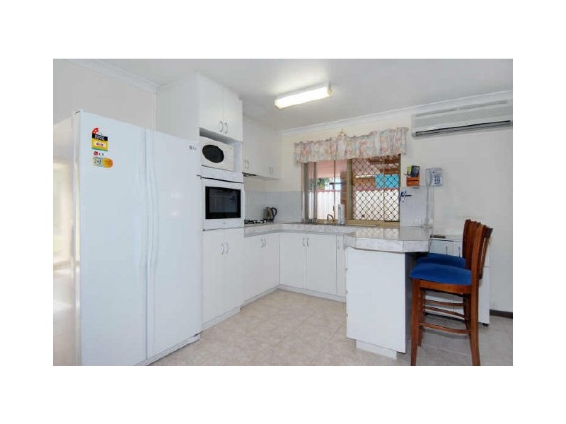 4 Tenella Mews, Warnbro WA 6169