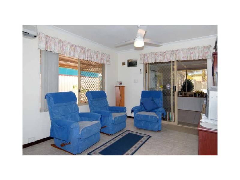 4 Tenella Mews, Warnbro WA 6169