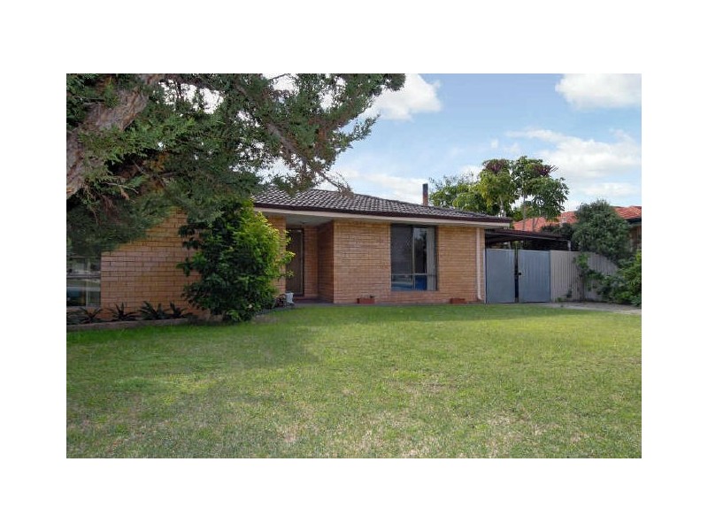 14 Kopai Crescent, Waikiki WA 6169