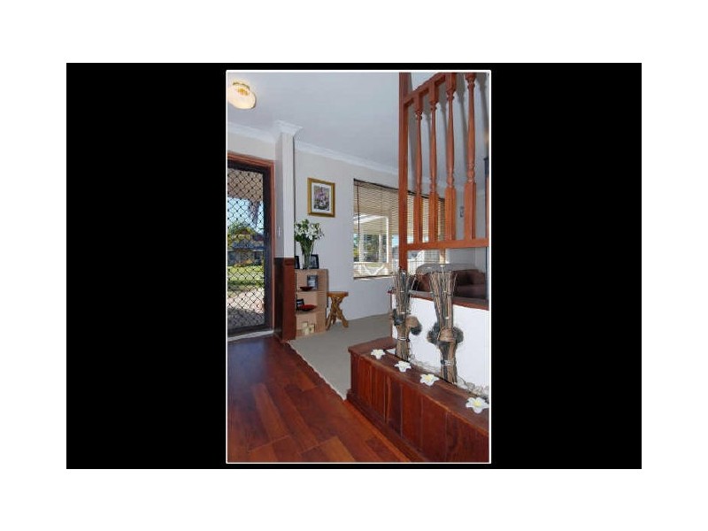 12 Lightfoot Place, Cooloongup WA 6168