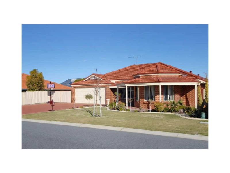 3 Baycliff Turn, Waikiki WA 6169