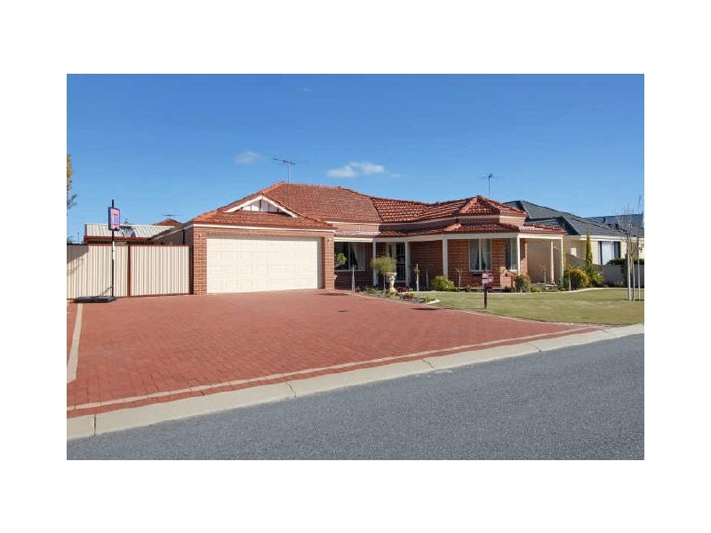 3 Baycliff Turn, Waikiki WA 6169