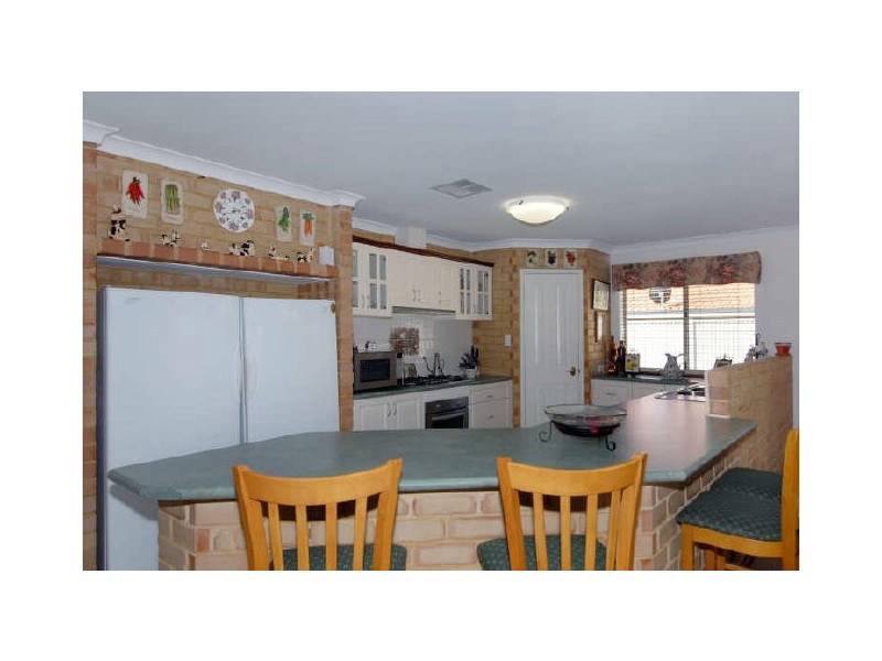 3 Baycliff Turn, Waikiki WA 6169