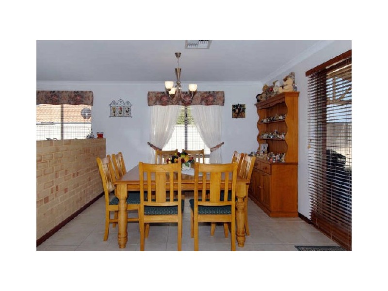 3 Baycliff Turn, Waikiki WA 6169