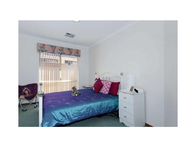 3 Baycliff Turn, Waikiki WA 6169