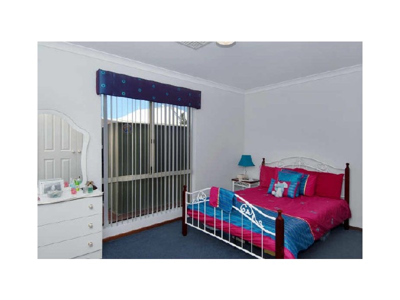 3 Baycliff Turn, Waikiki WA 6169