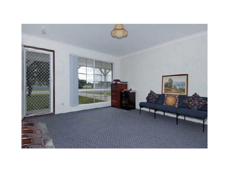 42 Carmody Road, Waikiki WA 6169