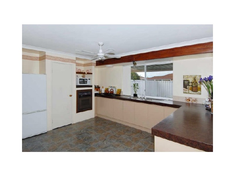 42 Carmody Road, Waikiki WA 6169