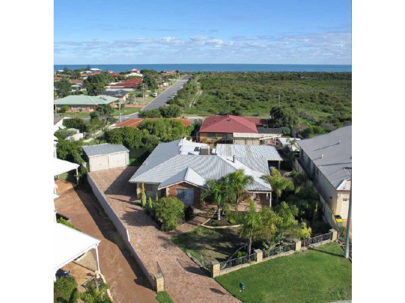5 Chilena Place, Madora Bay WA 6210
