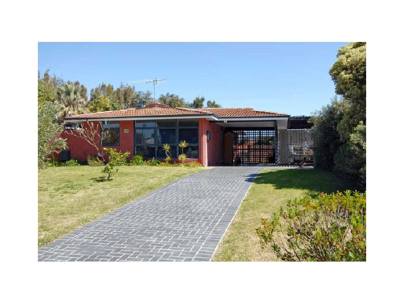 174 Fendam Street, Warnbro WA 6169