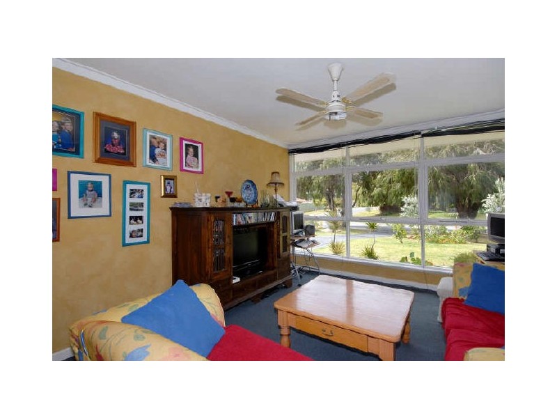 174 Fendam Street, Warnbro WA 6169