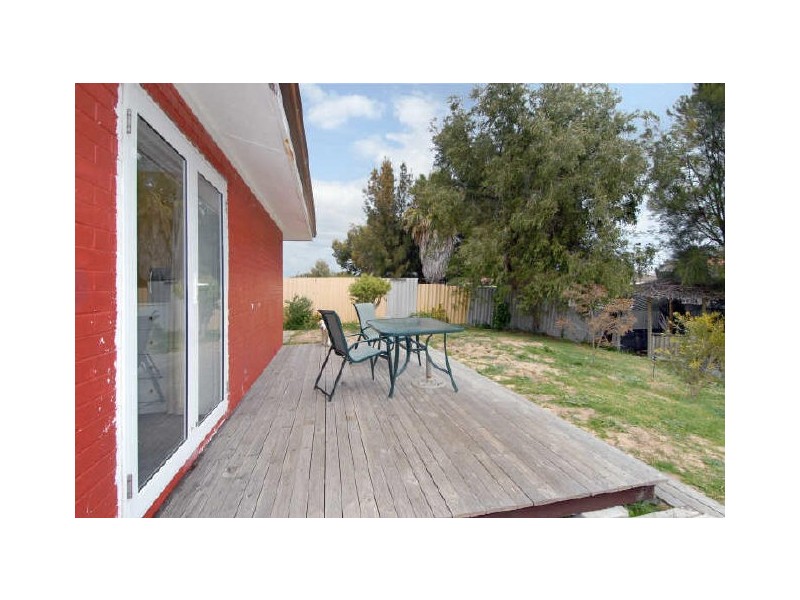 174 Fendam Street, Warnbro WA 6169