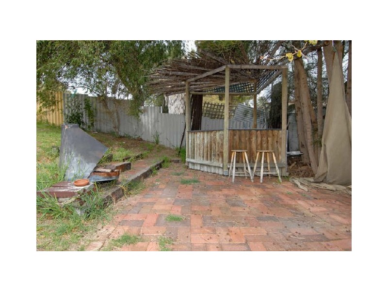 174 Fendam Street, Warnbro WA 6169