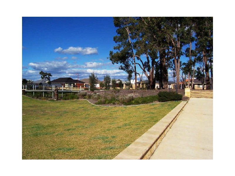 17 Flametree Loop, Baldivis WA 6171