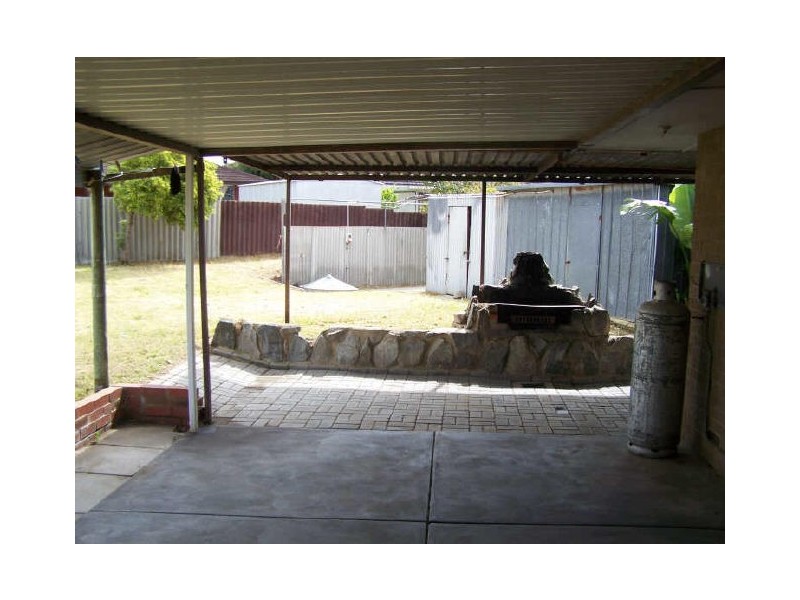 15 Goline Court, Hillman WA 6168