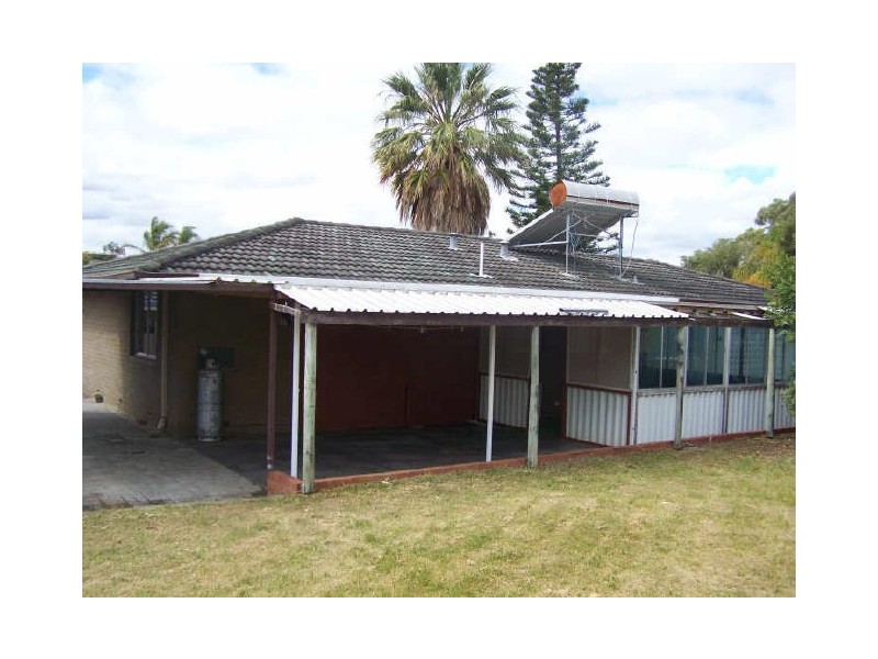 15 Goline Court, Hillman WA 6168