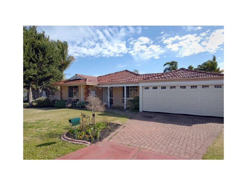 21 Serenoa Court, Warnbro WA 6169