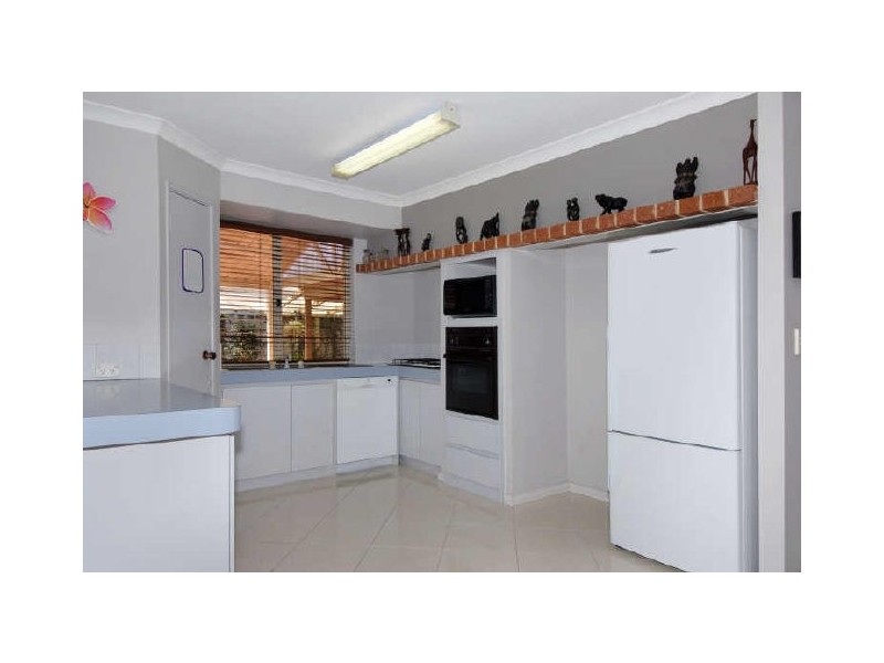 21 Serenoa Court, Warnbro WA 6169