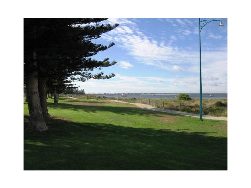 172B Penguin Road, Safety Bay WA 6169