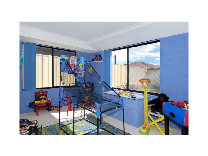 83 Clyde Ave, Baldivis WA 6171