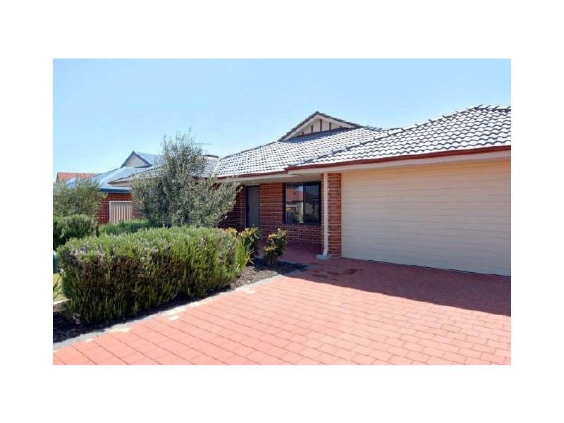 27 Windemere Way, Waikiki WA 6169