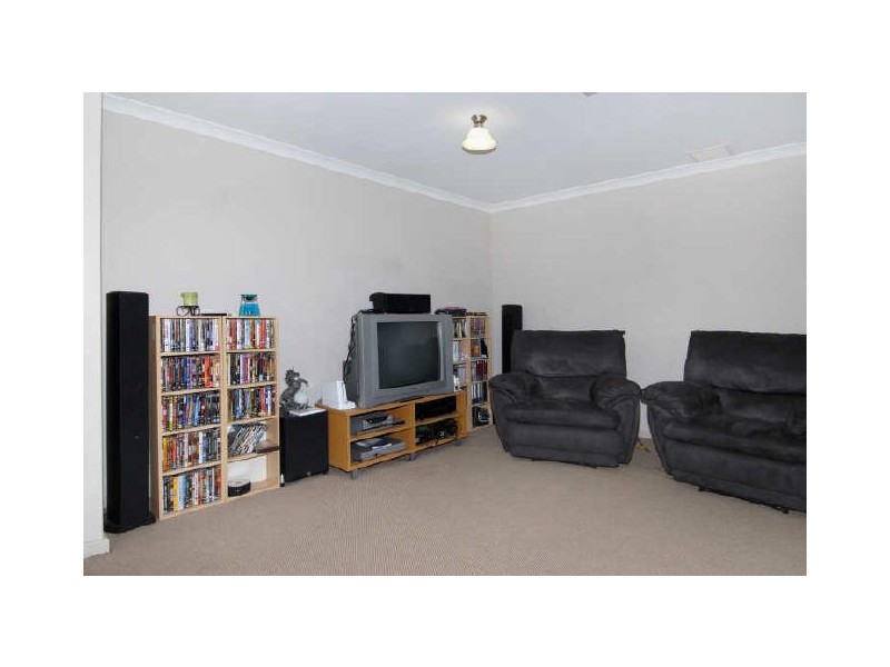 27 Windemere Way, Waikiki WA 6169