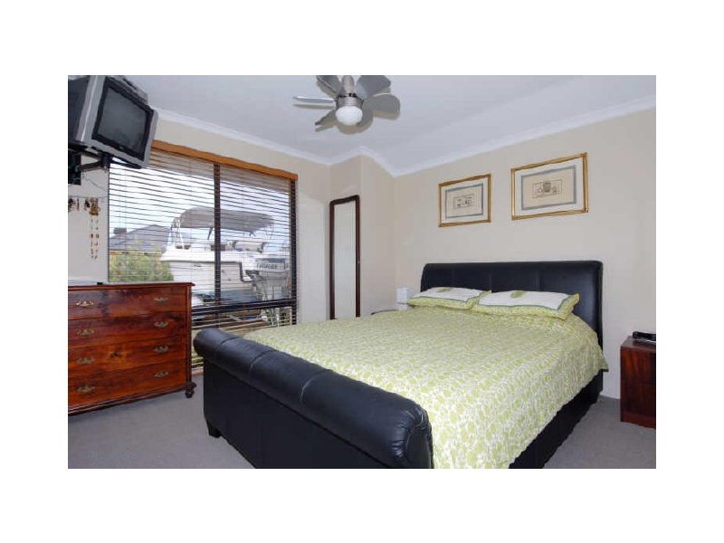 43 Pimento Circle, Port Kennedy WA 6172