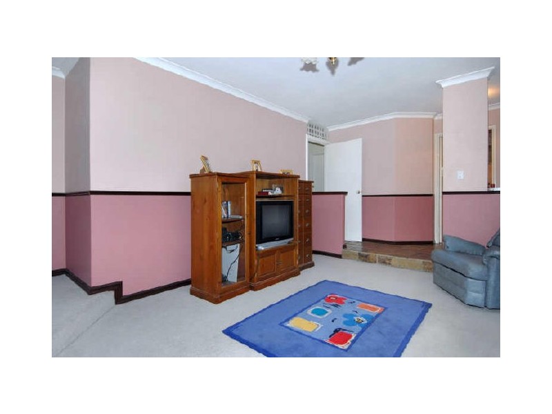 33 Woodbridge Drive, Cooloongup WA 6168