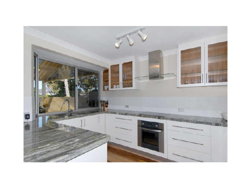 28 Warner Lane, Rockingham WA 6168