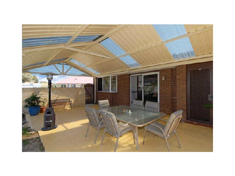 28 Warner Lane, Rockingham WA 6168