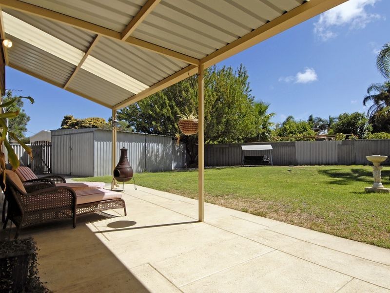 8 Langley Street, Rockingham WA 6168